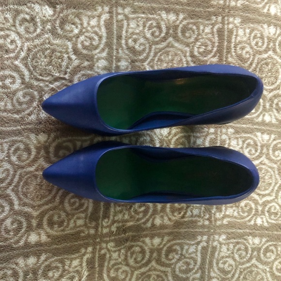 I love the style of this shoes !! - Picture 2 of 3